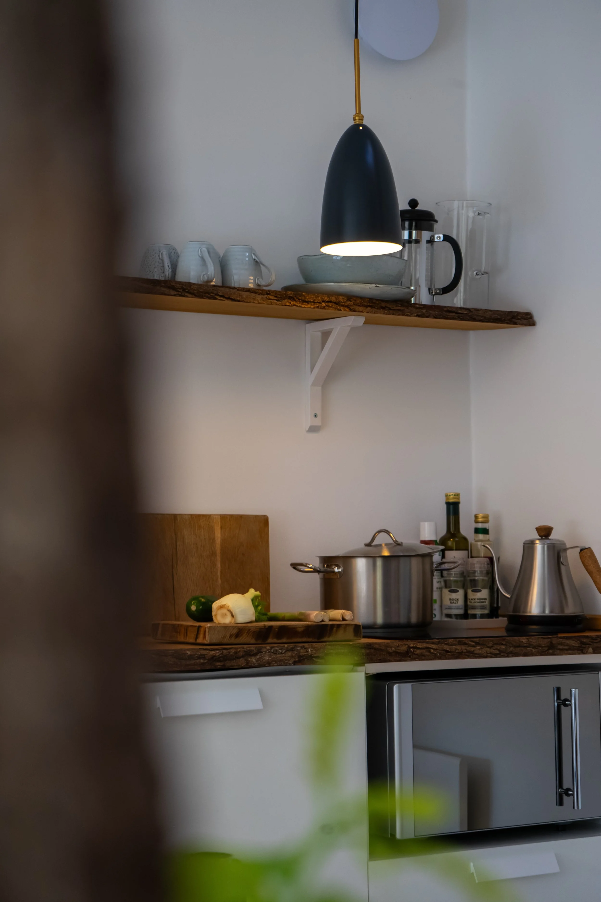 A magical night in the exclusive and eco-friendly Løvtag Treehouse Cabin.